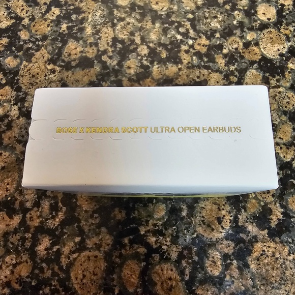 Bose Kendra Scott Ultra Open-Ear Earbuds Mother of Pearl True Wireless Bluetooth - Picture 8 of 11